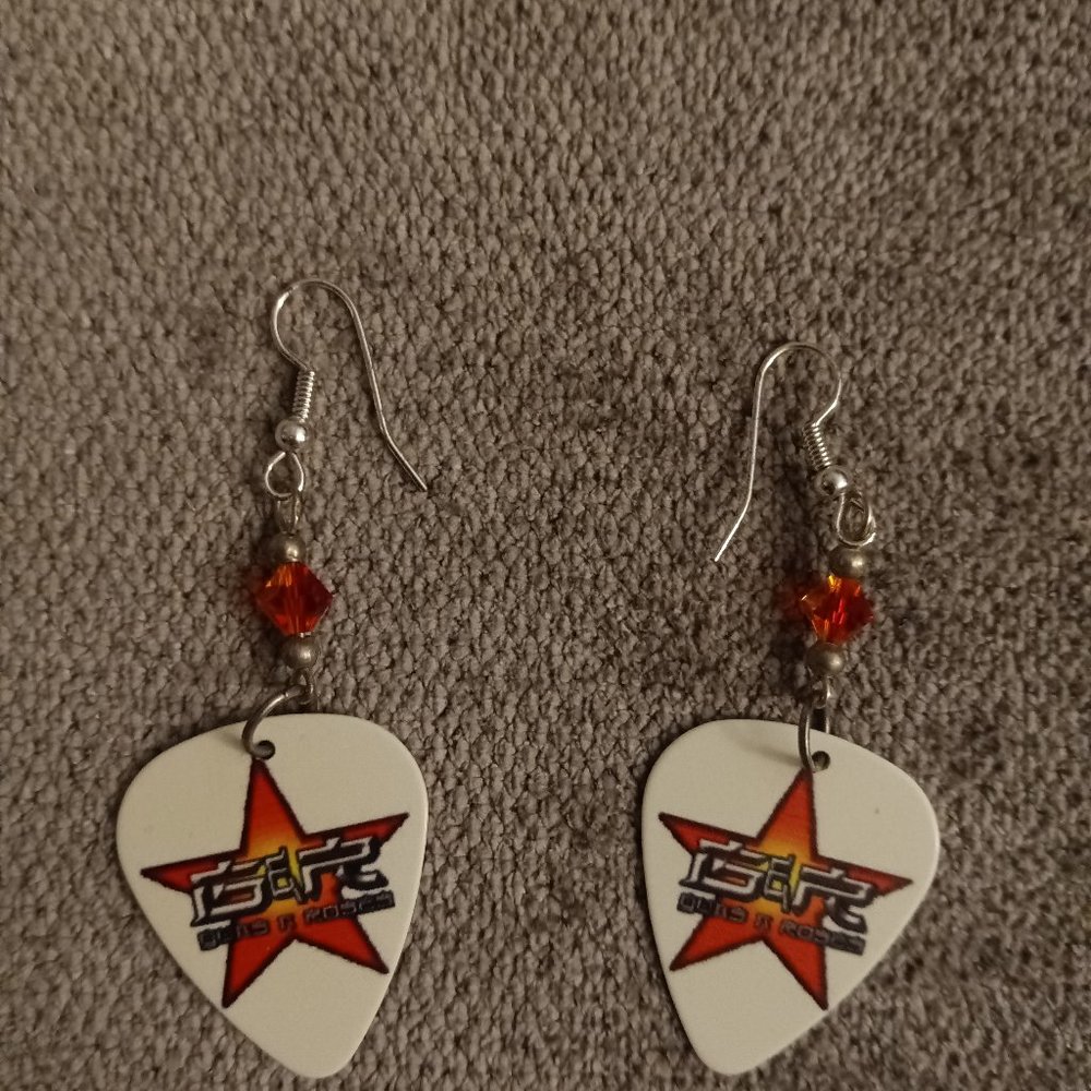 GUNS N ROSES GUITAR PICK EARRINGS